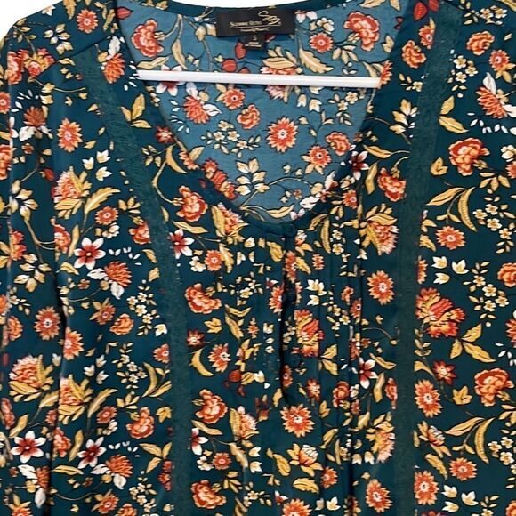 Suzanne‎ Betro womens top front sewn pleats S three button boho full half sleeve - Picture 2 of 9